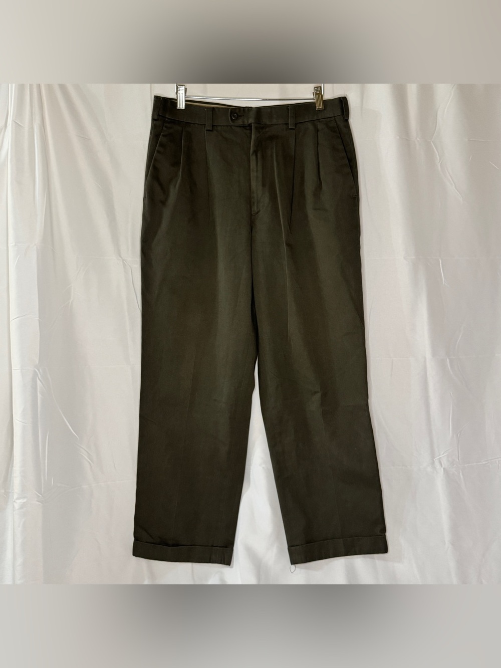 Men's Olive Green Pleated Straight-Leg Pants